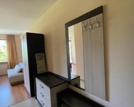 Summer Breeze 317 Private Studio Sunny Apartment *