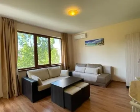 Summer Breeze 317 Private Studio Sunny Apartment